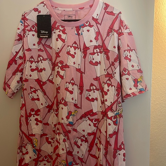 Loungefly Disney Alice in Wonderland Painting Cards Unisex T-shirt - Picture 2 of 5